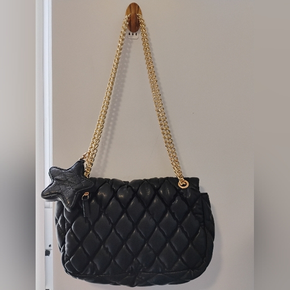 Aldo Black Quilted Shoulder/Cross Body Bag with Gold Chain - Picture 3 of 6